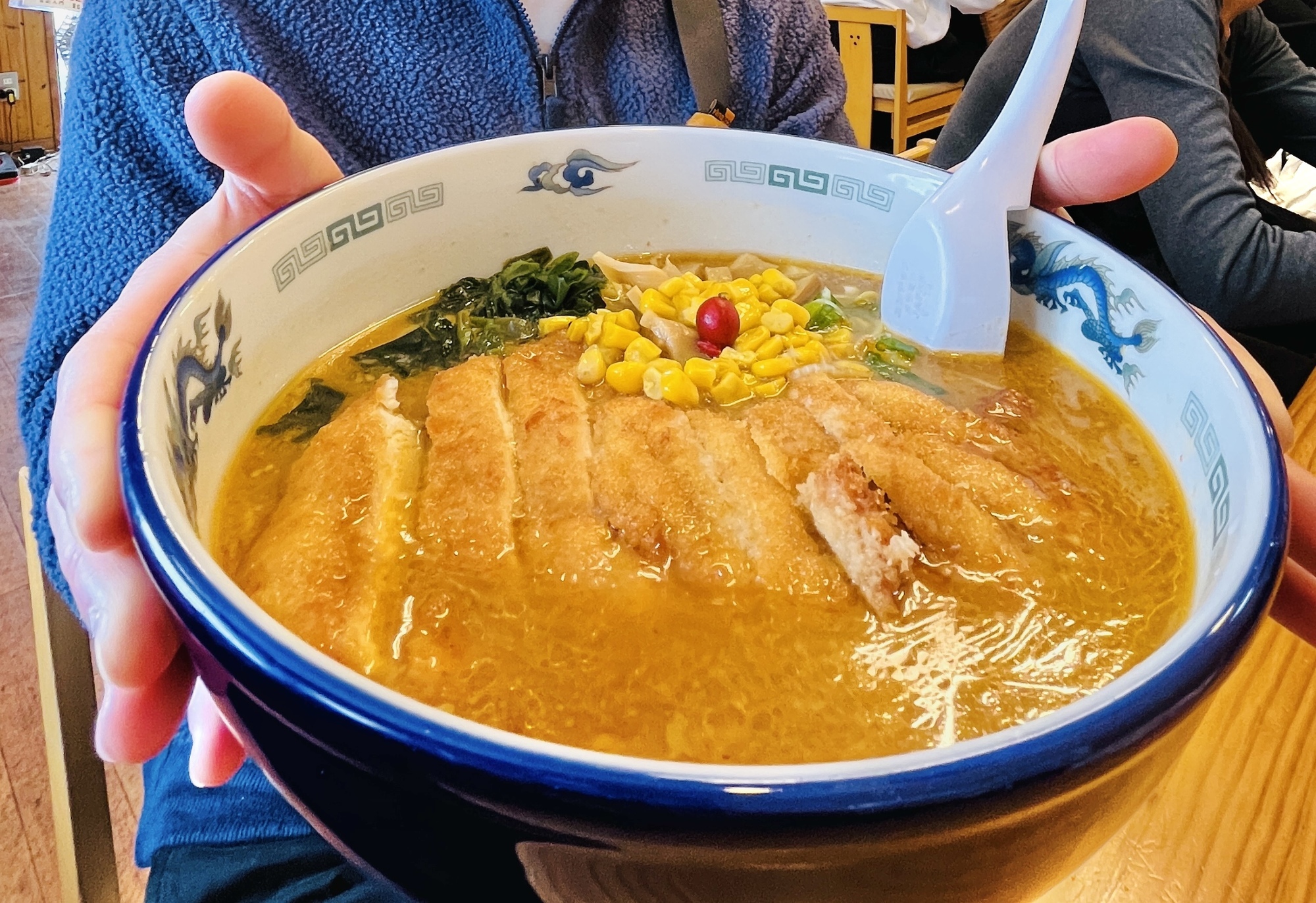 4-1. 美食のアフタースキー:世界レベルのレストランからローカルフードまで