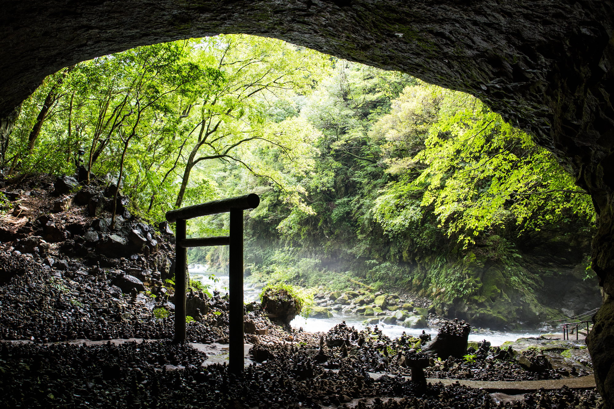 3-2. 天岩戸神社・天安河原エリア:神域での振る舞い