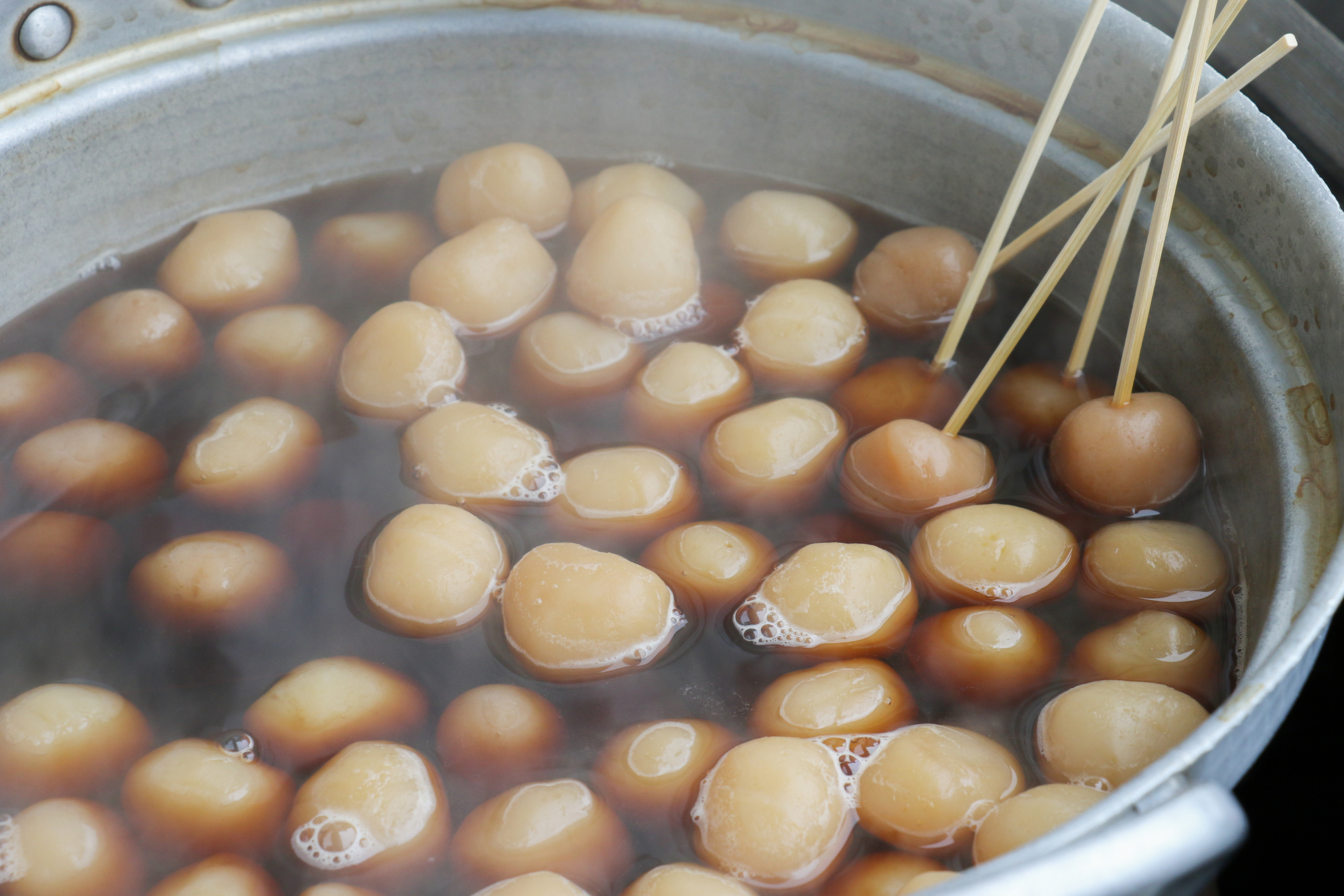 4-4. 冷えた体を温める名物グルメ:ジンギスカンと玉こんにゃく